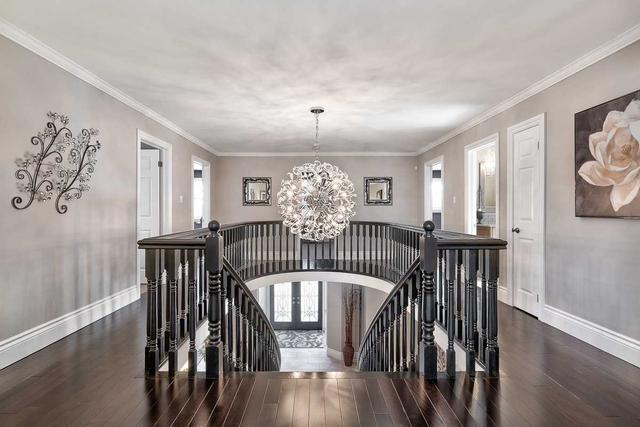 2064 Schoolmaster Circ, House detached with 5 bedrooms, 4 bathrooms and 4 parking in Oakville ON | Image 10