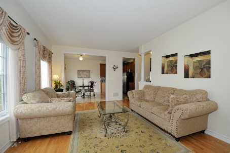 77 Sled Dog Rd, House detached with 4 bedrooms, 5 bathrooms and 6 parking in Brampton ON | Image 4