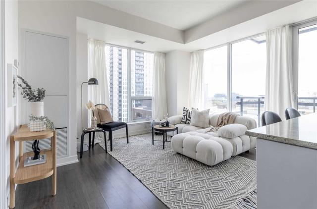 1103 - 225 Sackville St, Condo with 2 bedrooms, 2 bathrooms and 1 parking in Toronto ON | Card Image