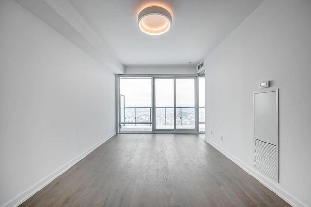 4012 - 488 University Ave, Condo with 1 bedrooms, 1 bathrooms and 0 parking in Toronto ON | Image 9