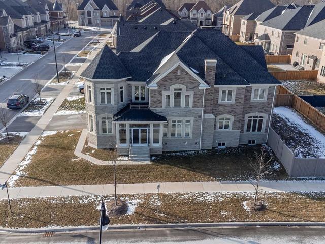 38 Gordon Randle Dr, House detached with 5 bedrooms, 5 bathrooms and 7 parking in Brampton ON | Image 12