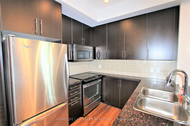 410 - 60 Berwick Ave, Condo with 2 bedrooms, 2 bathrooms and 1 parking in Toronto ON | Image 8