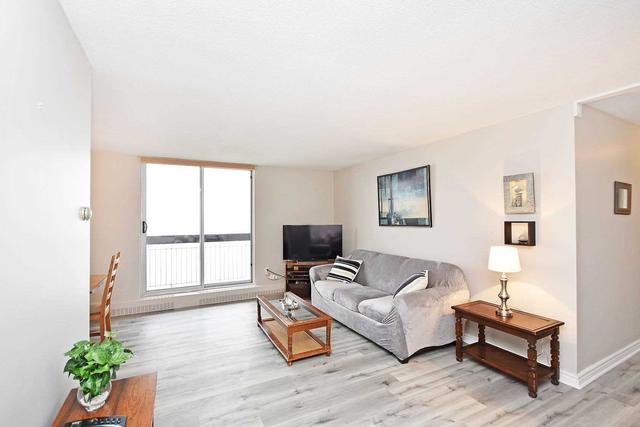 ph 8 - 1100 Caven St, Condo with 2 bedrooms, 1 bathrooms and 1 parking in Mississauga ON | Image 2
