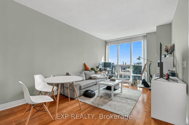 4603 - 763 Bay St, Condo with 1 bedrooms, 1 bathrooms and 1 parking in Toronto ON | Image 2