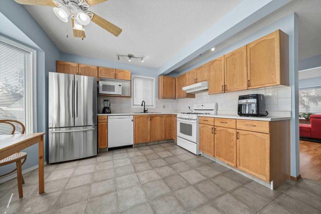 144 Riverglen Park Se, Home with 2 bedrooms, 1 bathrooms and 1 parking in Calgary AB | Image 7