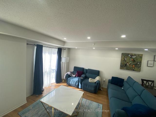 249 - 34 Pony Path S, Townhouse with 4 bedrooms, 3 bathrooms and 2 parking in Oshawa ON | Image 16