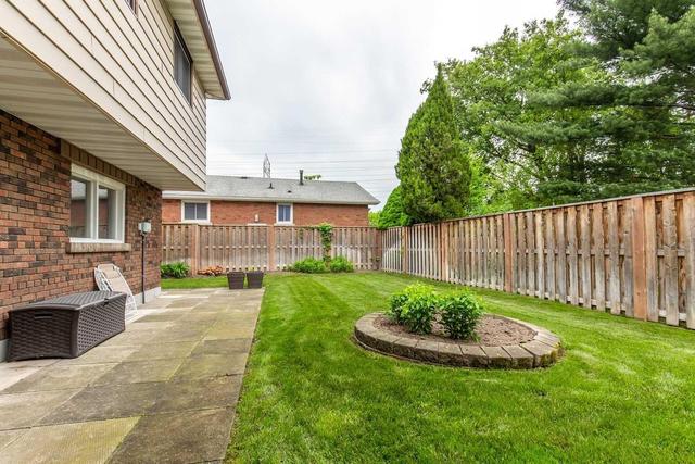 296 Whitney Ave, House detached with 3 bedrooms, 3 bathrooms and 2 parking in Hamilton ON | Image 19