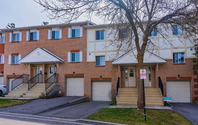 598 Gibney Cres, Townhouse with 3 bedrooms, 2 bathrooms and 2 parking in Newmarket ON | Image 23