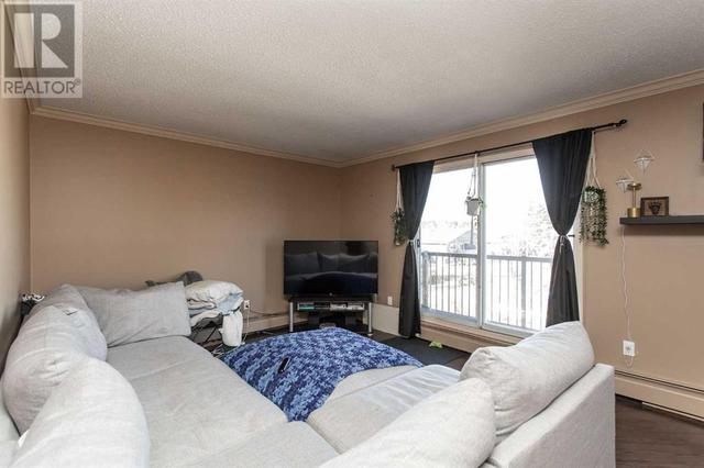 302, - 4722 44 Street, Condo with 2 bedrooms, 1 bathrooms and 1 parking in Sylvan Lake AB | Image 6