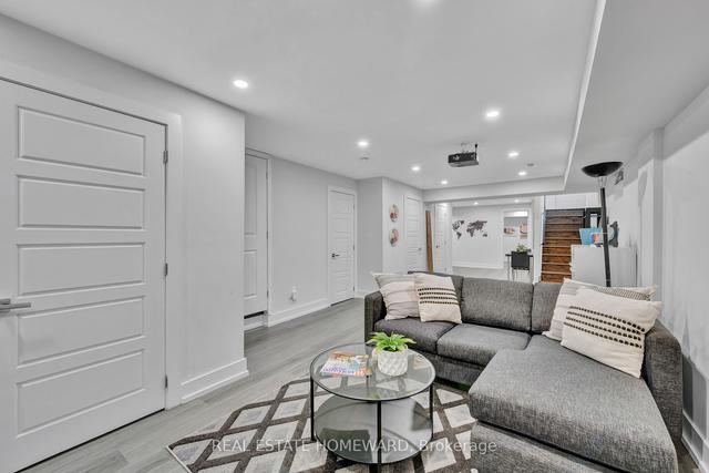 256 Gledhill Ave, House detached with 4 bedrooms, 4 bathrooms and 3 parking in Toronto ON | Image 24