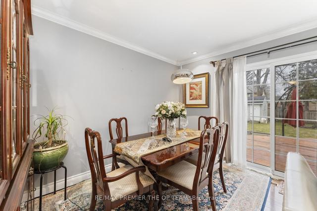 7 Springburn Cres, House detached with 3 bedrooms, 3 bathrooms and 4 parking in Aurora ON | Image 27