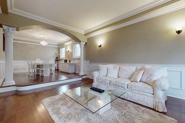 213 Spring Garden Ave, House detached with 5 bedrooms, 6 bathrooms and 6 parking in Toronto ON | Image 36