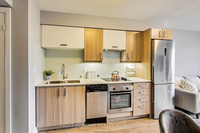 1811 - 18 Uptown Dr, Condo with 1 bedrooms, 1 bathrooms and 1 parking in Markham ON | Image 4