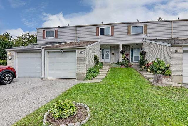 52 Goskin Crt, House attached with 3 bedrooms, 2 bathrooms and 2 parking in Toronto ON | Image 1