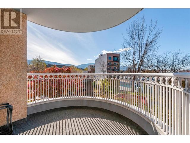 203 - 86 Lakeshore Drive, Condo with 2 bedrooms, 2 bathrooms and 2 parking in Penticton BC | Image 28