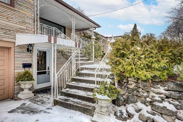 113 Westhumber Blvd, House detached with 3 bedrooms, 3 bathrooms and 6 parking in Toronto ON | Image 19
