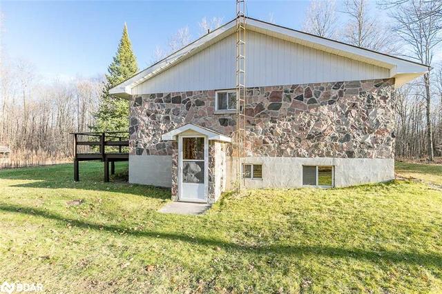5491 9th Line N, House detached with 2 bedrooms, 1 bathrooms and 25 parking in Oro Medonte ON | Image 9