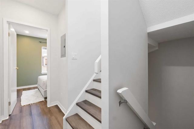 114 - 22 Western Battery Rd, Townhouse with 2 bedrooms, 2 bathrooms and 1 parking in Toronto ON | Image 13