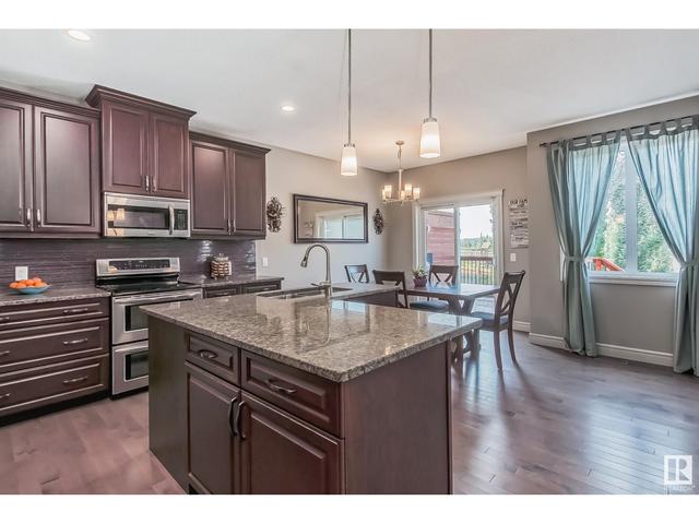 1298 Starling Dr Nw, House detached with 4 bedrooms, 2 bathrooms and null parking in Edmonton AB | Image 4