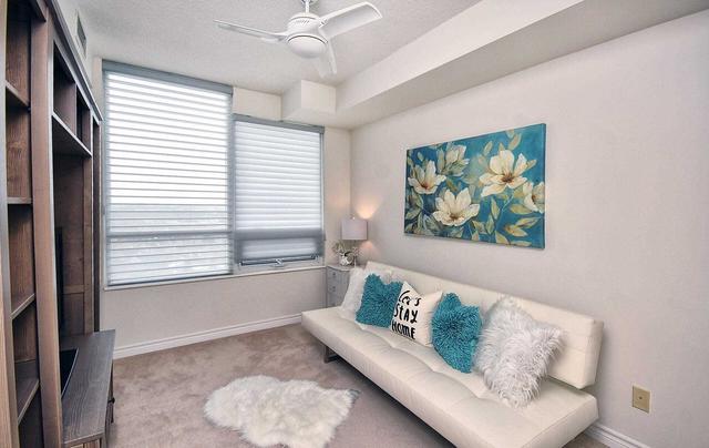 1207 - 88 Promenade Circ, Condo with 2 bedrooms, 2 bathrooms and 1 parking in Vaughan ON | Image 11