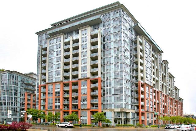 301 - 1 Shaw St, Condo with 1 bedrooms, 1 bathrooms and 1 parking in Toronto ON | Image 1