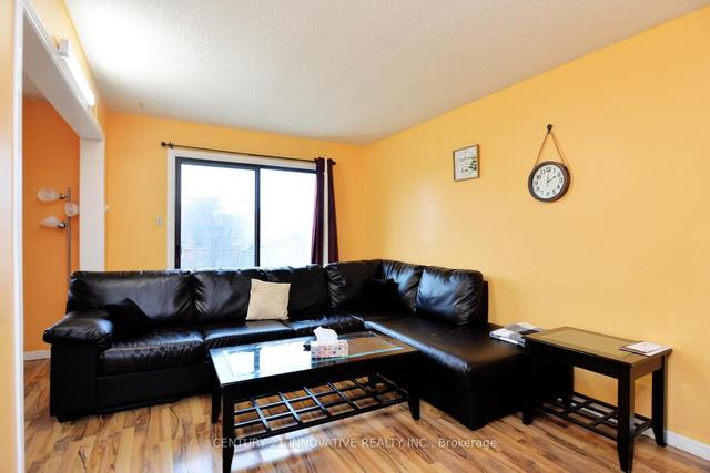 54 Fallen Oak Crt, House detached with 3 bedrooms, 3 bathrooms and 5 parking in Brampton ON | Image 35
