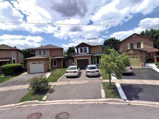 30 Mara Cres, House detached with 3 bedrooms, 3 bathrooms and 2 parking in Brampton ON | Image 1