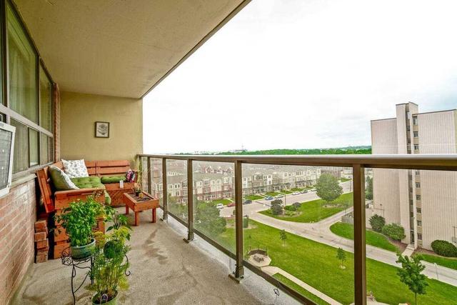 807 - 15 Nicklaus Dr, Condo with 2 bedrooms, 1 bathrooms and 1 parking in Hamilton ON | Image 19