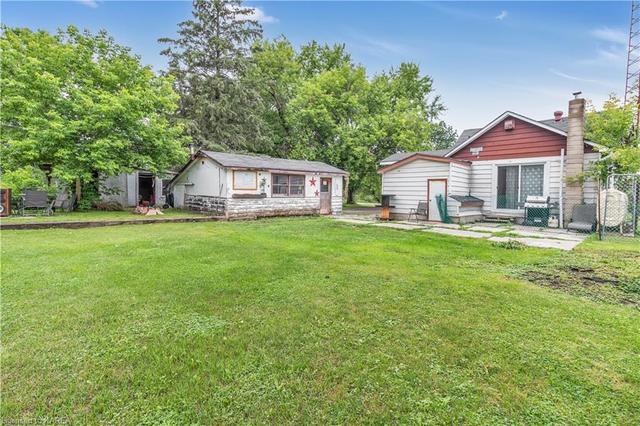 6090 Old 2 Highway, House detached with 2 bedrooms, 1 bathrooms and 7 parking in Tyendinaga ON | Image 4