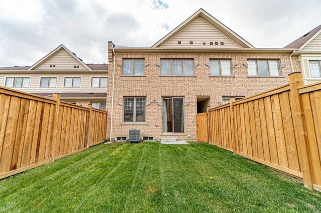 59 Davenfield Circ, House attached with 4 bedrooms, 3 bathrooms and 3 parking in Brampton ON | Image 35