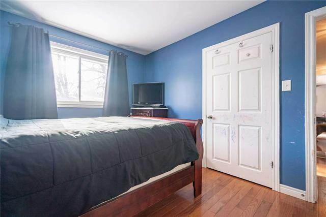 36 Freeman Ave, House detached with 2 bedrooms, 1 bathrooms and 3 parking in Guelph ON | Image 4