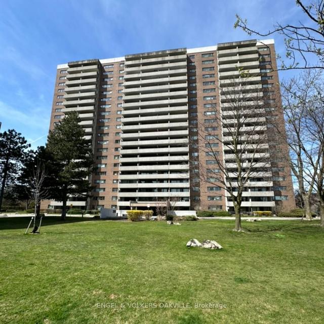 1612 - 260 Scarlett Rd, Condo with 2 bedrooms, 2 bathrooms and 1 parking in Toronto ON | Image 21