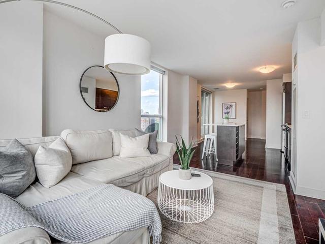 uph13 - 320 Richmond St E, Condo with 2 bedrooms, 2 bathrooms and 1 parking in Toronto ON | Image 15