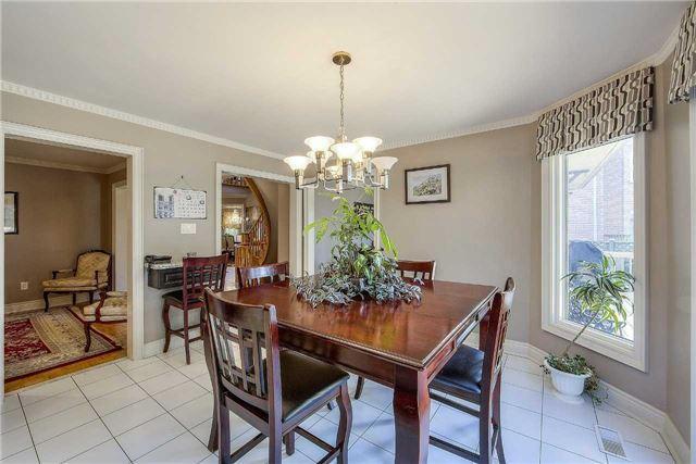 42 Woolacott Rd, House detached with 4 bedrooms, 6 bathrooms and 2 parking in Vaughan ON | Image 6