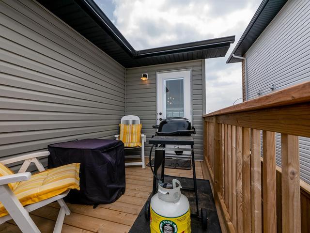 898 Greywolf Run N, House detached with 4 bedrooms, 3 bathrooms and 2 parking in Lethbridge AB | Image 40