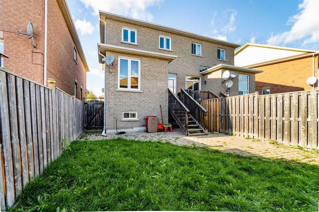 106 Rocky Point Cres, House semidetached with 3 bedrooms, 4 bathrooms and 3 parking in Brampton ON | Image 14