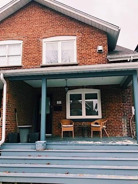 Upper - 32 Hector Ave, House semidetached with 3 bedrooms, 1 bathrooms and 1 parking in Toronto ON | Image 1