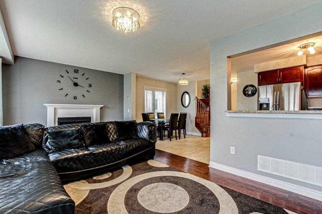 609 Baldwin Cres, House detached with 3 bedrooms, 3 bathrooms and 3 parking in Woodstock ON | Image 4