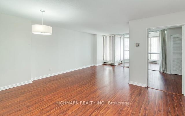703 - 55 Centre Ave, Condo with 2 bedrooms, 2 bathrooms and 1 parking in Toronto ON | Image 12