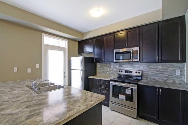 10 - 35 Heron Park Pl, Townhouse with 3 bedrooms, 3 bathrooms and 2 parking in Toronto ON | Image 5