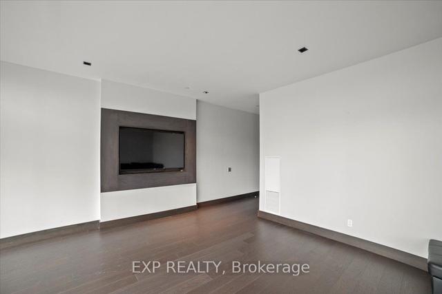 1109 - 1461 Lawrence Ave W, Condo with 2 bedrooms, 2 bathrooms and 1 parking in Toronto ON | Image 7