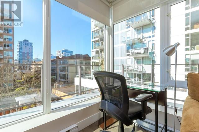 405 - 960 Yates St, Condo with 2 bedrooms, 2 bathrooms and 1 parking in Victoria BC | Image 12