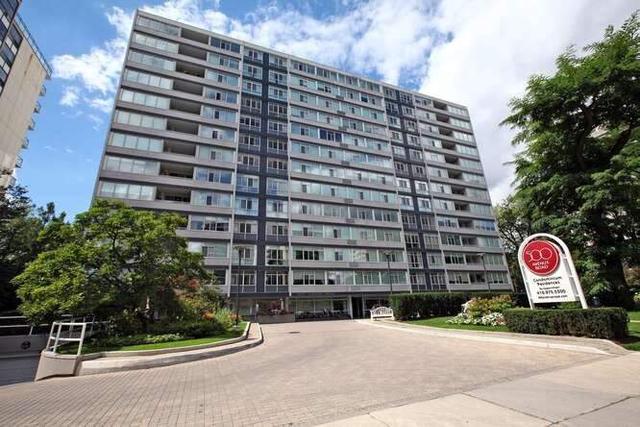 601 - 500 Avenue Rd, Condo with 2 bedrooms, 2 bathrooms and 1 parking in Toronto ON | Image 1