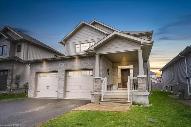 1447 Evergreen Drive, House detached with 4 bedrooms, 3 bathrooms and null parking in Kingston ON | Image 1