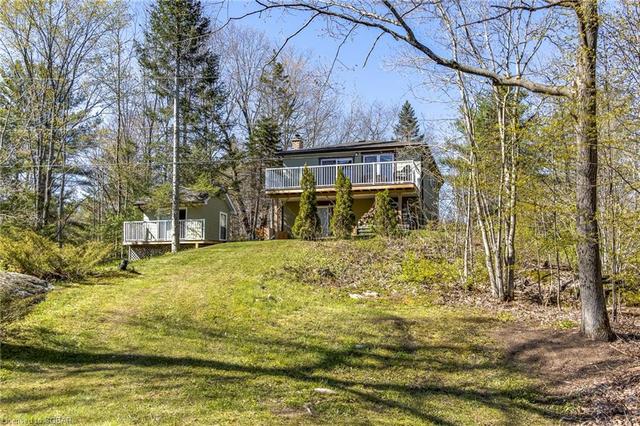433 White Falls Road, House detached with 2 bedrooms, 1 bathrooms and 6 parking in Georgian Bay ON | Image 2