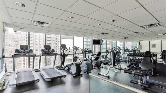 1011 - 24 Wellesley St W, Condo with 2 bedrooms, 2 bathrooms and 1 parking in Toronto ON | Image 22