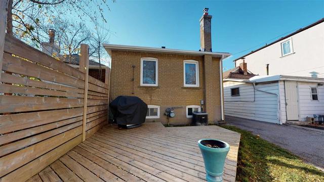 365 Kipling Ave, House detached with 2 bedrooms, 2 bathrooms and 2 parking in Toronto ON | Image 11