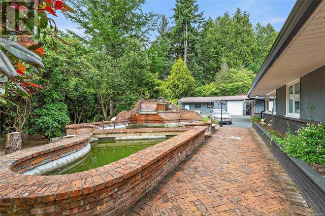 5957 Sooke Rd, House detached with 5 bedrooms, 3 bathrooms and 8 parking in Sooke BC | Image 17