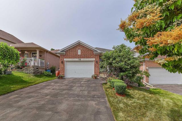 14 Briarmeadow Cres, House detached with 3 bedrooms, 2 bathrooms and 2 parking in Kitchener ON | Image 1