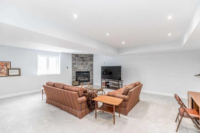 19 Bachly Ave, House detached with 3 bedrooms, 4 bathrooms and 12 parking in Oro Medonte ON | Image 9